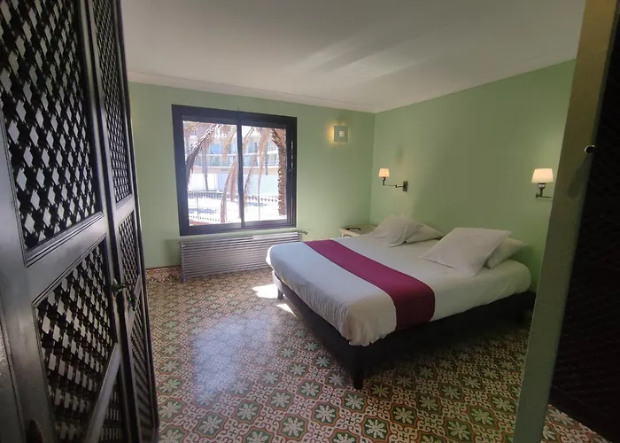 Riad Emeraude, 9 Couple Only Au Village Naturiste