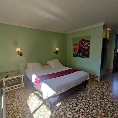 Emeraude, 9 Couple Only Au Village Naturiste * Agde